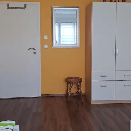 Haus Mit 3 Schlafzimmern Nähe Dresden * Radeburg