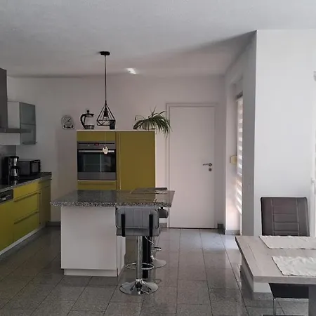 Haus Mit 3 Schlafzimmern Nähe Dresden * Radeburg