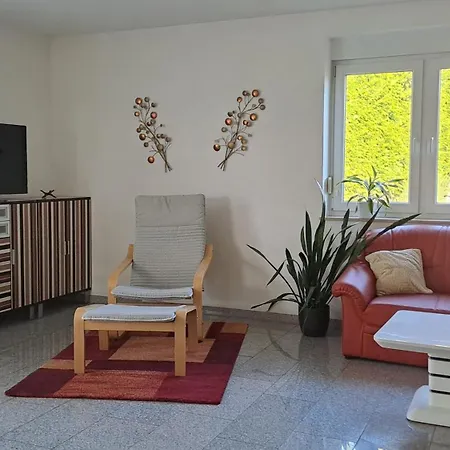 Haus Mit 3 Schlafzimmern Nähe Dresden * Radeburg